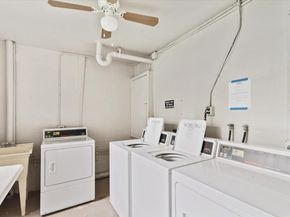 9470 Poinciana Pl 103, Davie FL 33324