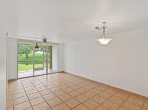 9470 Poinciana Pl 103, Davie FL 33324