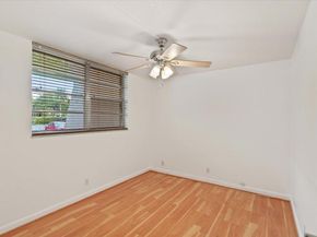 9470 Poinciana Pl 103, Davie FL 33324