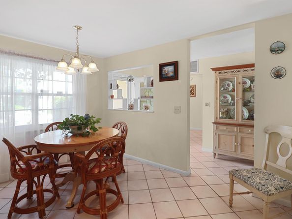 310 Wilma Circle, Riviera Beach FL 33404