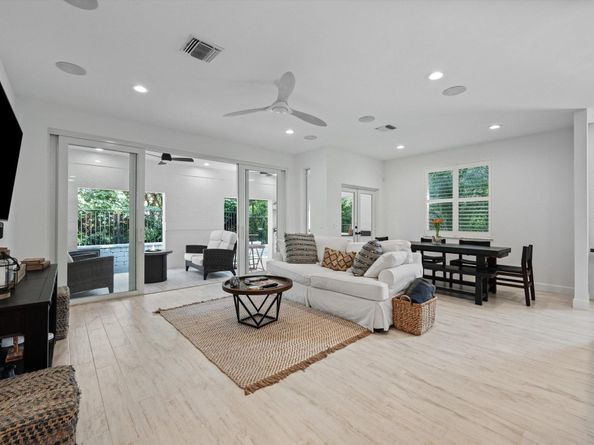 106 Toteka Circle, Jupiter FL 33458