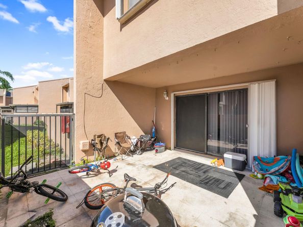 139 Sparrow Drive 2a, Royal Palm Beach FL 33411