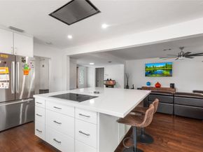 1230 Hollywood Blvd, Hollywood FL 33019