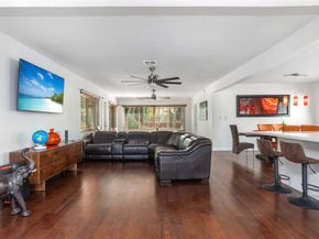 1230 Hollywood Blvd, Hollywood FL 33019