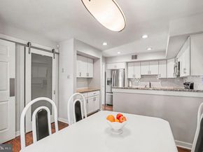 944 Hedgerow Court, Blue Bell PA 19422