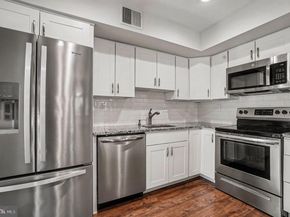 944 Hedgerow Court, Blue Bell PA 19422