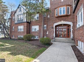 208 Farragut Street NW 207, Washington DC 20011