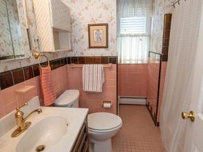 831 Medway Road, Philadelphia PA 19115