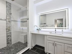 6925 Barrett Road, Falls Church VA 22042