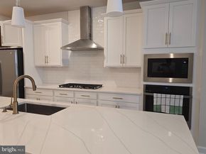 5313 8TH Road S, Arlington VA 22204