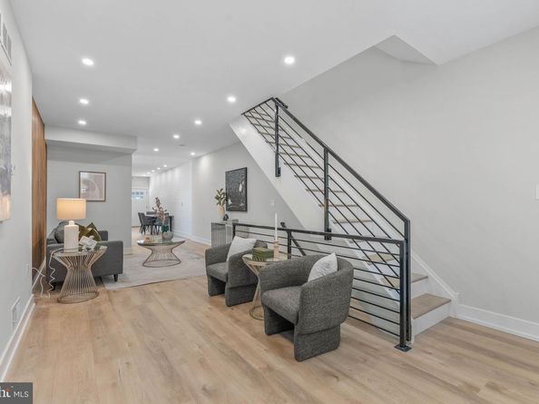 2551 Salmon Street, Philadelphia PA 19125