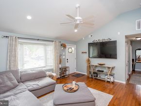 2306 Dixon Avenue, Croydon PA 19021