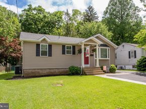 2306 Dixon Avenue, Croydon PA 19021