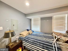 609 N 16TH Street 1, Philadelphia PA 19130