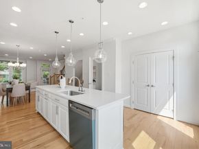 1149 S Monroe Street, Arlington VA 22204