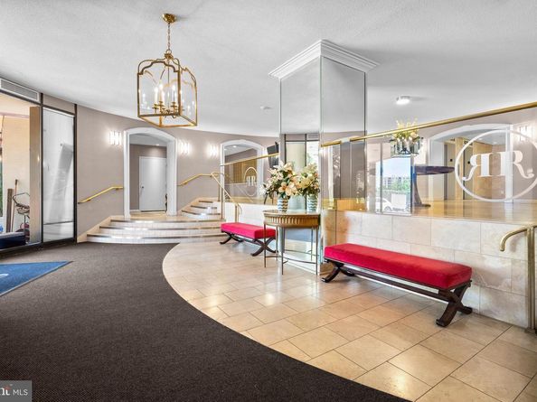 8340 Greensboro Drive 625, Mclean VA 22102