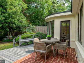 2816 Arizona Terrace NW, Washington DC 20016