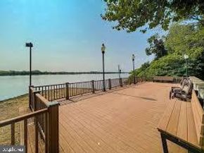 72303 Delaire Landing Road 303, Philadelphia PA 19114