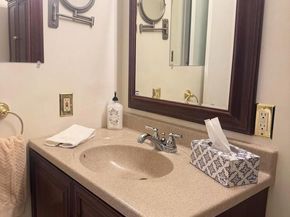 72303 Delaire Landing Road 303, Philadelphia PA 19114
