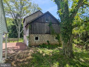 1390 Cinnamon Drive, Fort Washington PA 19034