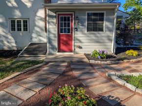 1390 Cinnamon Drive, Fort Washington PA 19034