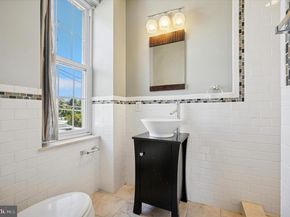 389 Conarroe Street, Philadelphia PA 19128