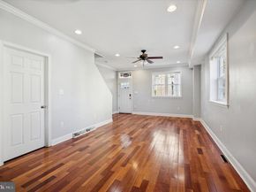 389 Conarroe Street, Philadelphia PA 19128