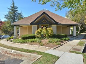 4555 Interlachen Court J, Alexandria VA 22312