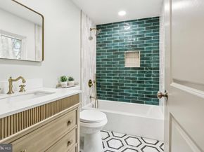 614 Foxcroft Road, Elkins Park PA 19027