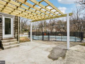 614 Foxcroft Road, Elkins Park PA 19027