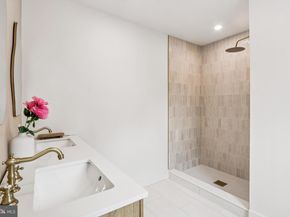 614 Foxcroft Road, Elkins Park PA 19027