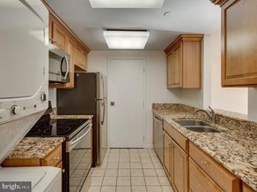 1530 Key Boulevard 1017, Arlington VA 22209