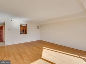 1530 Key Boulevard 1017, Arlington VA 22209