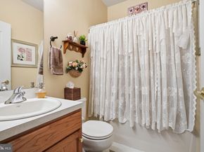 9 Legacy Oaks Drive, Richboro PA 18954