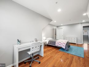 4 Comly Court, Flourtown PA 19031