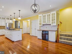 20338 Cliftons Point Street, Potomac Falls VA 20165