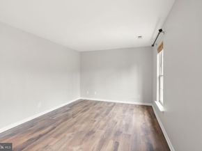 21147 Brookside Lane, Sterling VA 20165