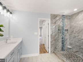 21147 Brookside Lane, Sterling VA 20165