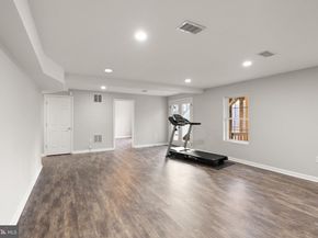 21147 Brookside Lane, Sterling VA 20165