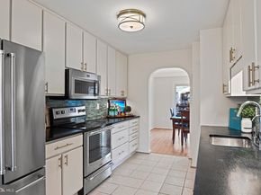 2029 Chadds Ford, Reston VA 20191