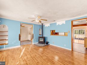 215 Blough Court, Fairless Hills PA 19030