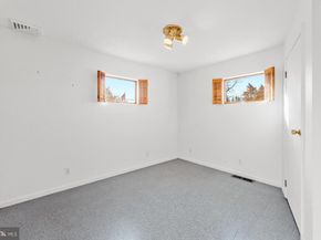 215 Blough Court, Fairless Hills PA 19030