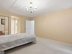 8910 Krewstown Road 118, Philadelphia PA 19115