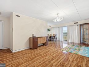 8910 Krewstown Road 118, Philadelphia PA 19115