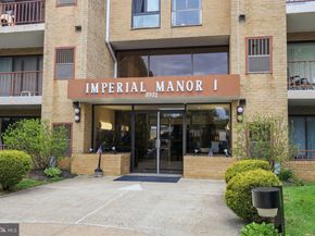 8910 Krewstown Road 118, Philadelphia PA 19115