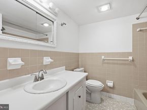 8910 Krewstown Road 118, Philadelphia PA 19115