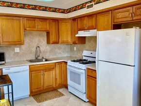 8910 Krewstown Road 118, Philadelphia PA 19115