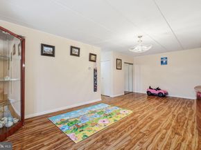 8910 Krewstown Road 118, Philadelphia PA 19115