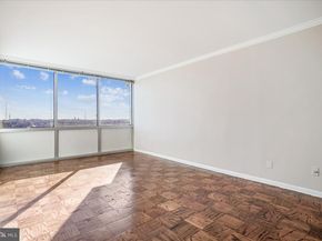 5101 River Road 1712, Bethesda MD 20816