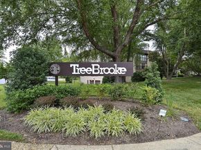 3031 Borge Street 108, Oakton VA 22124